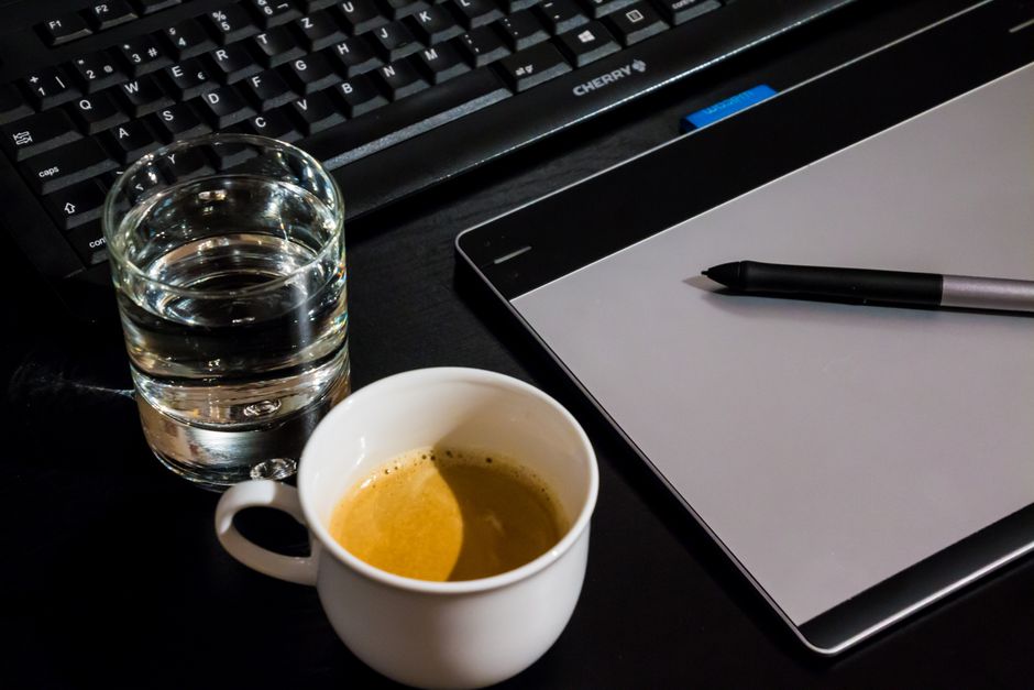 Read more about the article Bà ngoại 68 tuổi tự làm thiệp sinh nhật cho cháu bằng Zalo AI